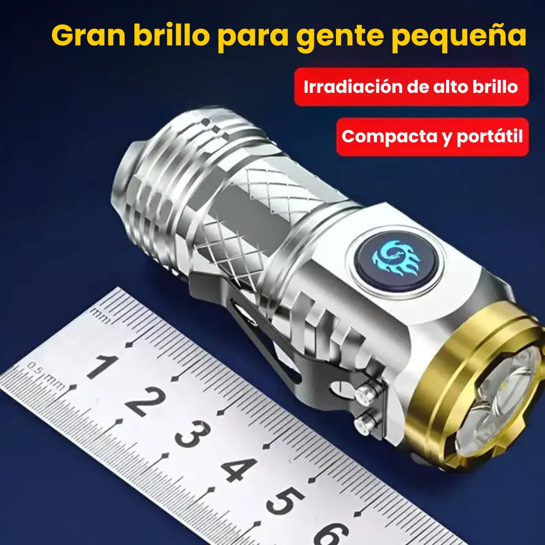 Mini linterna alemana de tres ojos