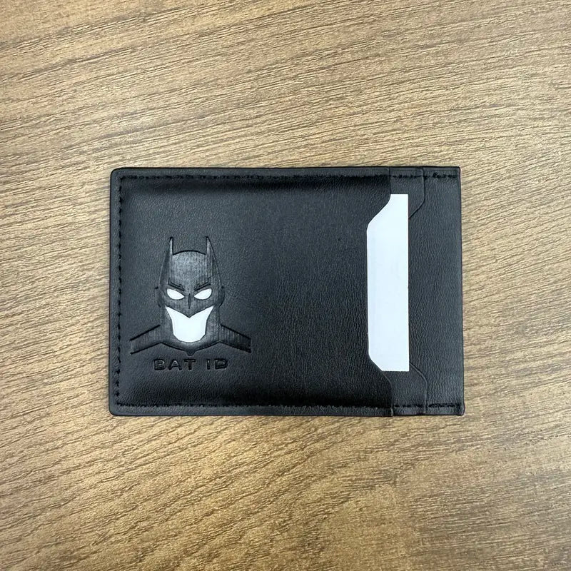 Cartera de Batman con tres compartimentos para identificación y licencia de conducir - Diseño unisex de personaje de dibujos animados - Regalo perfecto para Halloween o el Día del Padre - 10 cm x 7,1 cm